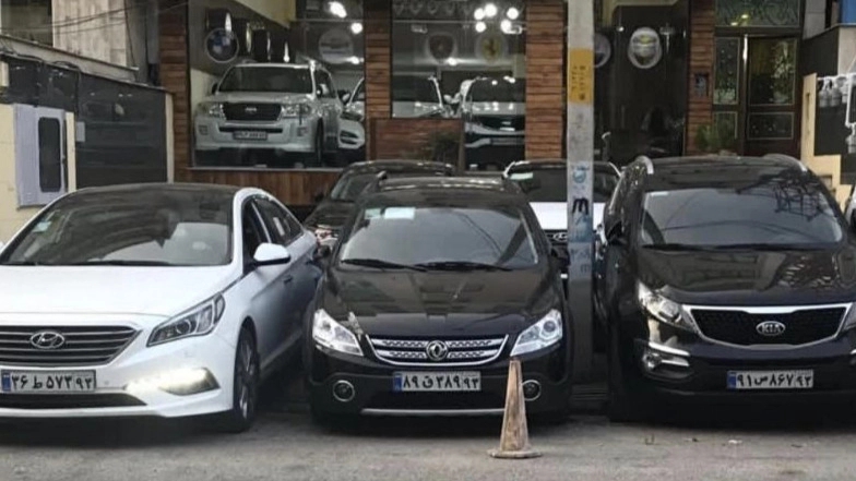White Dream Auto Gallery, buy and sell Iranian and foreign cars in Chalus, Mazandaran