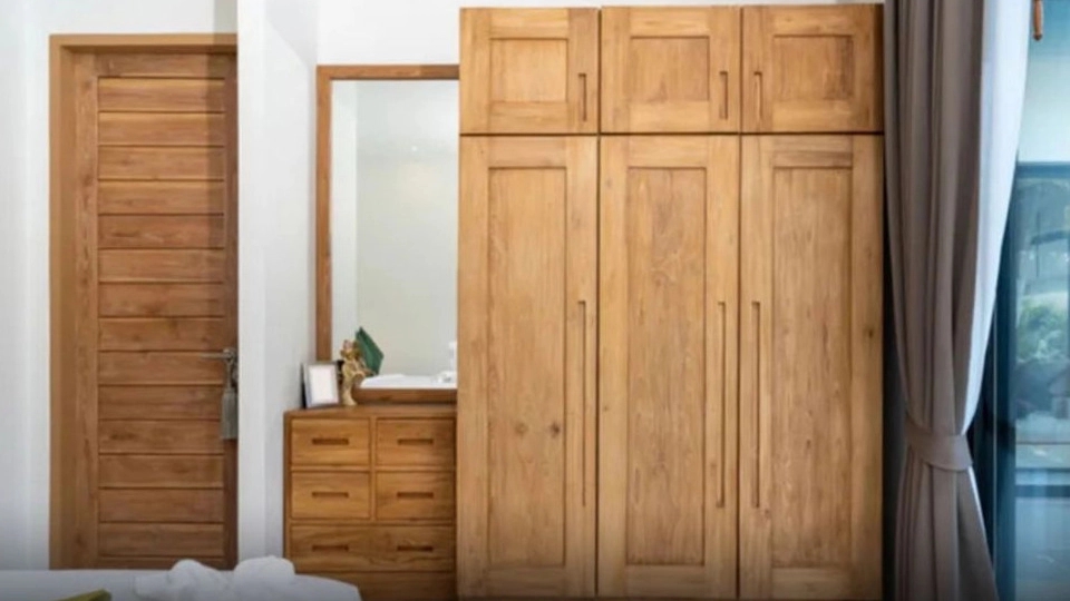 What is the best wardrobe wood?