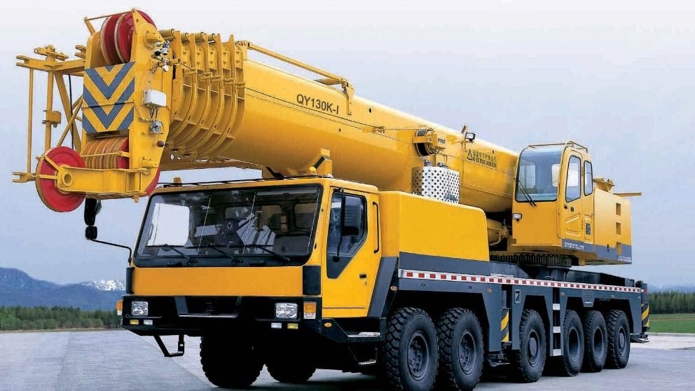 Khosravi crane, renting, buying and selling cranes in Isfahan