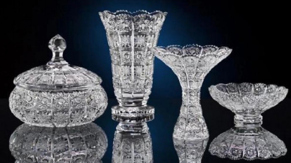 Khoshnovis crystal glassware, wholesale sale and export of glassware in Isfahan
