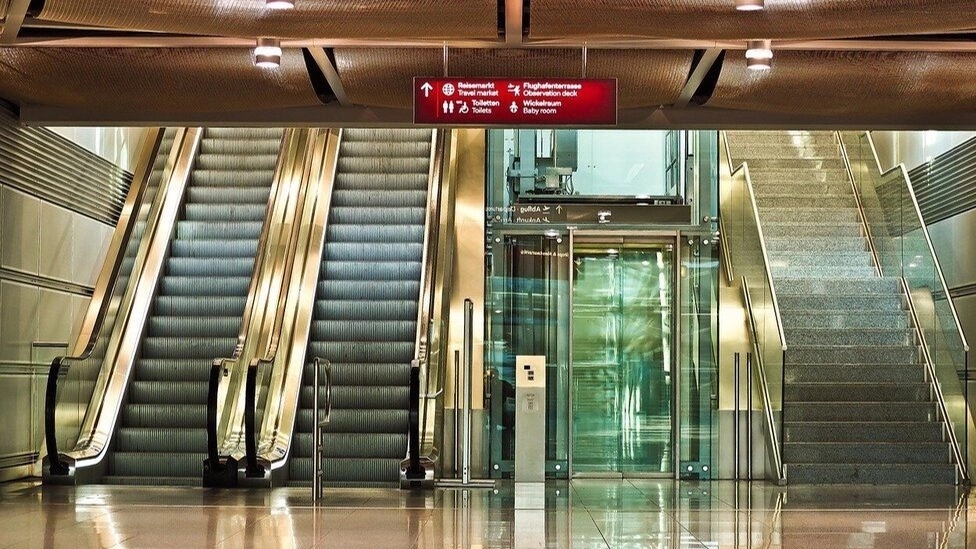 Elevator store in Rasht