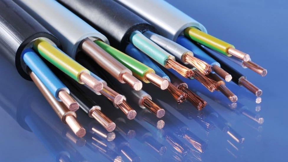 The difference between wire and cable