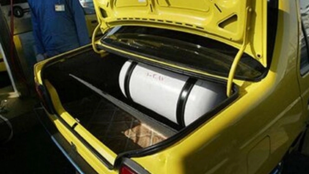 • The effects of CNG gas on the engine and car components