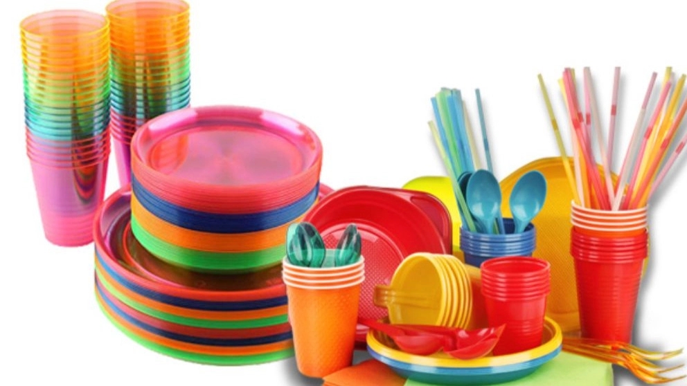 Reasons for using plastic containers