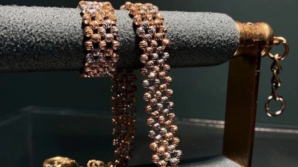 Zardakht Gallery, sale of gold and jewelry, half a set of bracelets in Birjand
