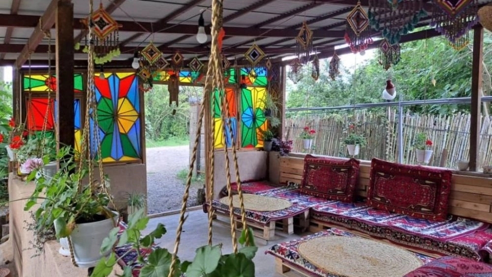 Traditional Evergreen restaurant cafe in Taft Gorab Zarmikh