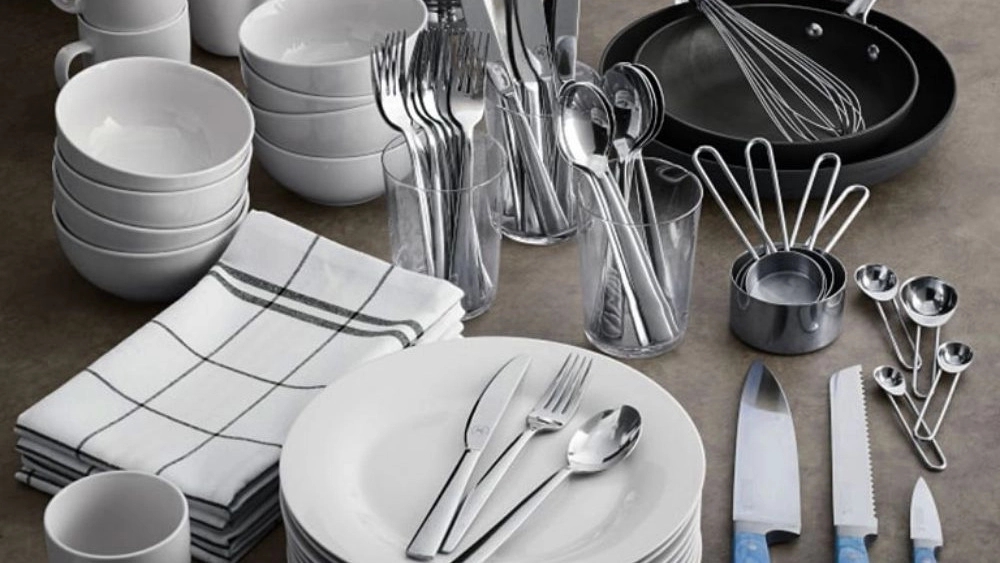 Stop Group, Sale of Kitchen Containers and Equipment in Tehran