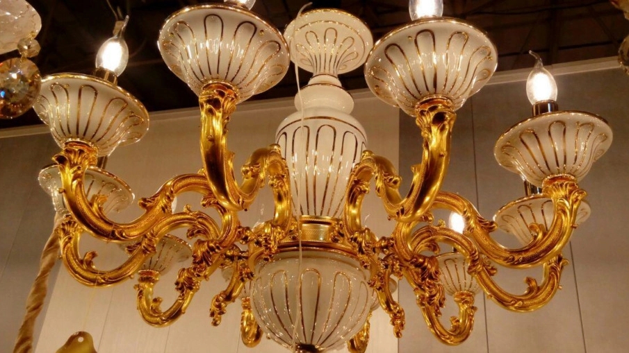 Toos electrical goods, sales and distribution of chandeliers, decorations and building electrical supplies in Birjand