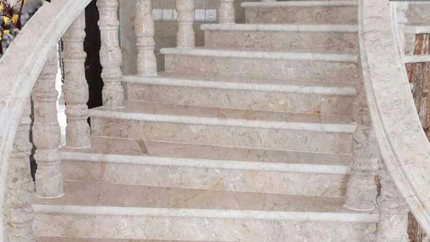 سنگ آباده کرم امواج اصفهان
