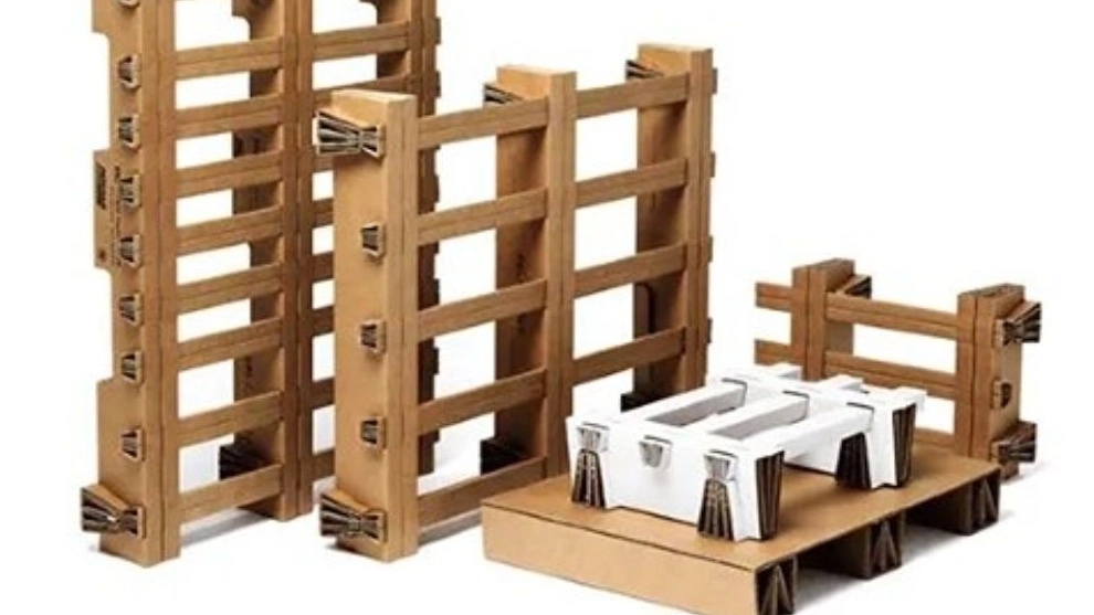 Order wood palette with dedicated dimensions Abbasi Palace Special Services