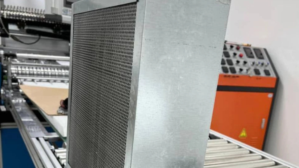 Sale of air filters in Tehran