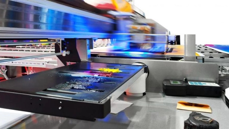 Kalbe Farhang, Tahran'da hijyenik kutu ve şekerleme tabanı üretimi ve imalatı