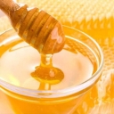 Avin Azmoun Honey Company, selling all kinds of honey and beekeeping medicine in Zanjan