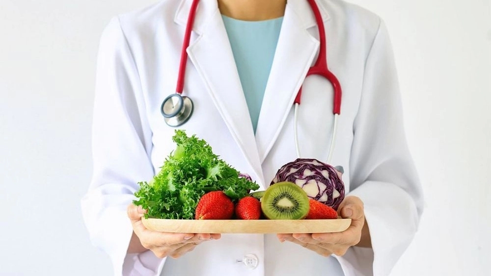 Fit Guderzi, a specialist consultant in the field of weight loss and fitness in Tehran