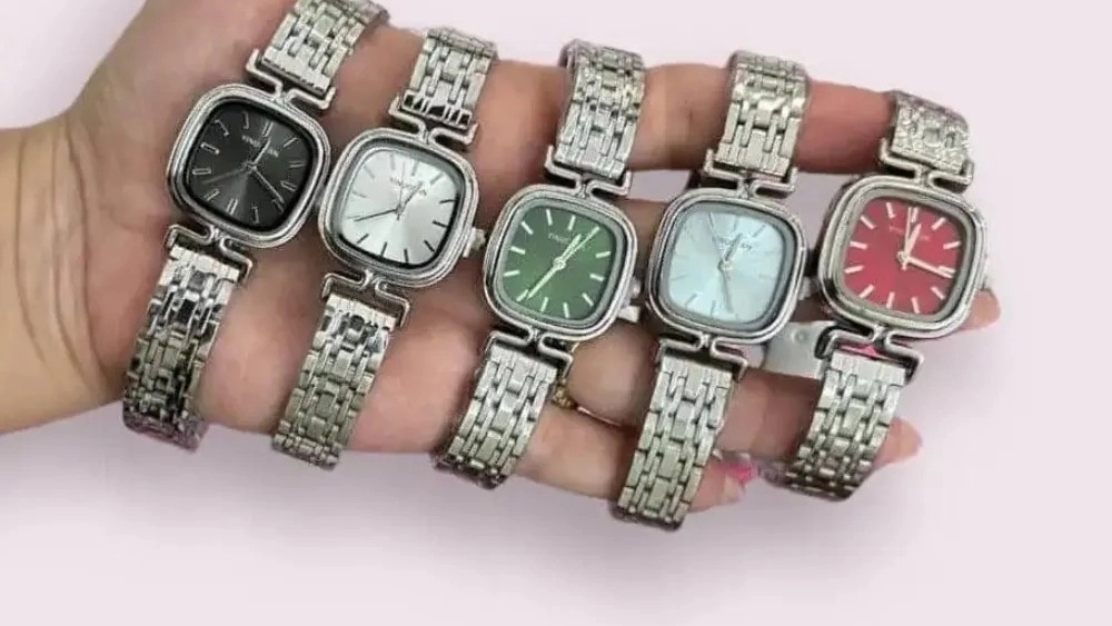Gholami store, sale of women's and men's watches in Tehran