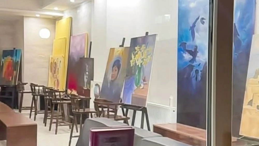Tash sanat okulu, Zahedan'da farklı resim stillerini ve tekniklerini öğretiyor