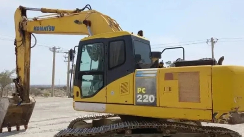 Aslani machines, buying, selling and supplying heavy machinery parts in Isfahan