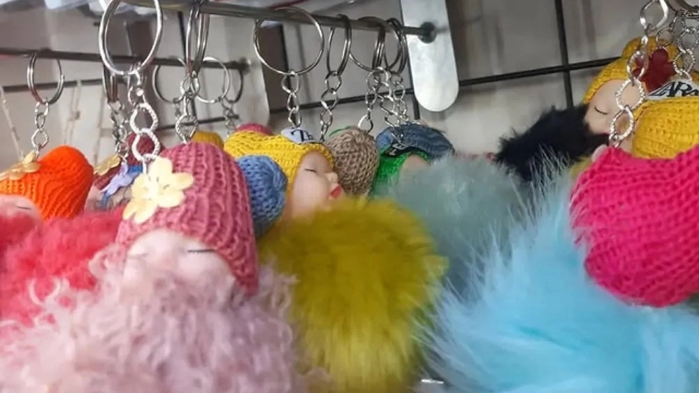 Iran Shabrang, wholesale distribution and sale of Shabrang pendants and key chains in Tehran