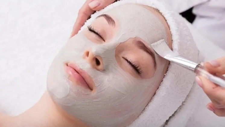 Zare skin cleansing, facial and skin care and treatment services in Shiraz