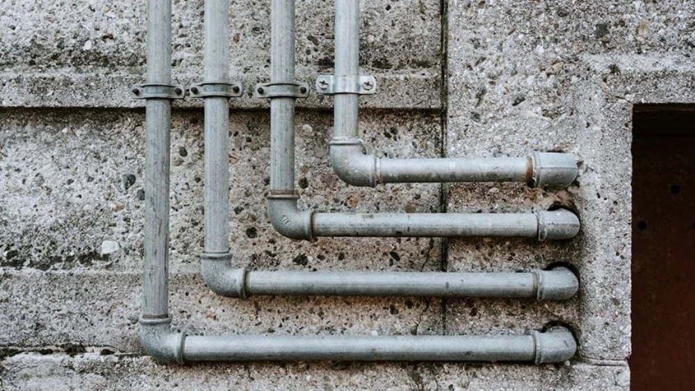 Bland Nazar facilities, building plumbing services and faucet repairs in Kerman
