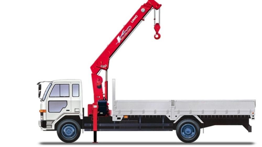 Transporting industrial devices with floor cranes in Ahvaz