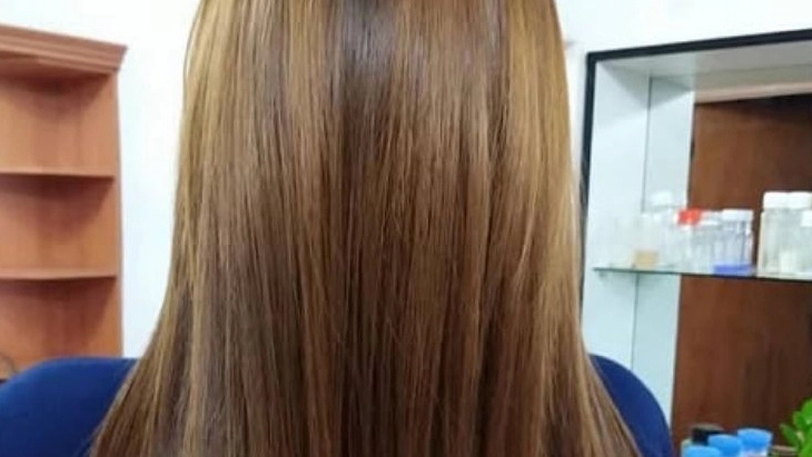 Damavandi beauty salon, Chignon make-up and cleaning services in Behshahr