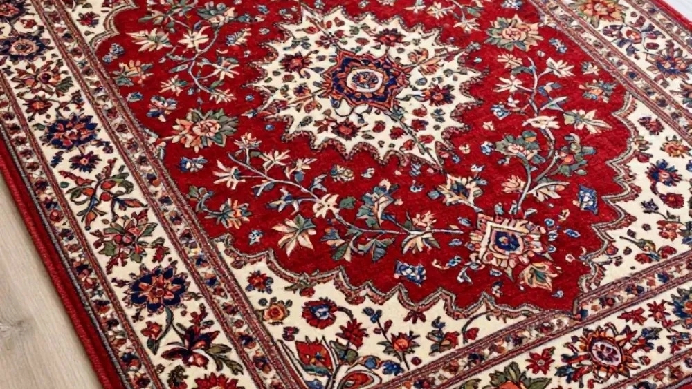 Mazandaran hand-woven carpet, silk and clay flower pattern carpet