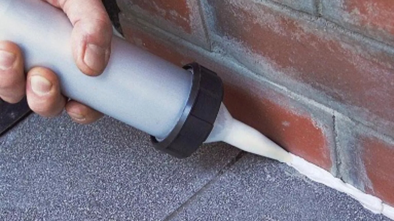 چسب بتن آب بندی