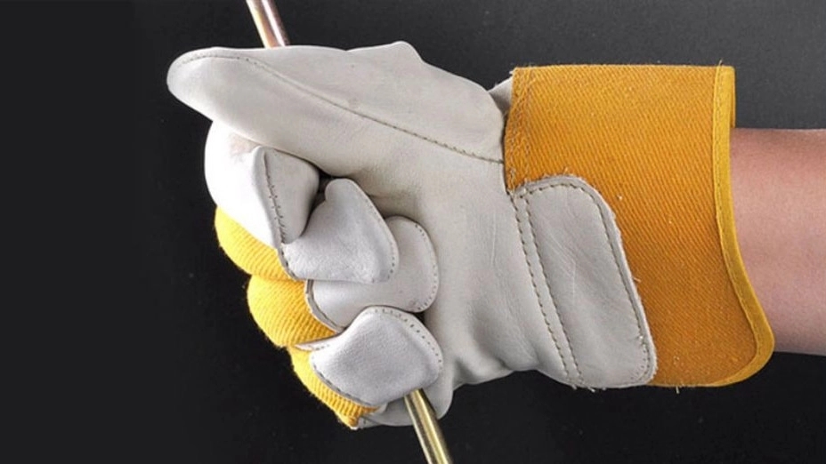 تفاوت دستکش صنعتی با دستکش معمولی