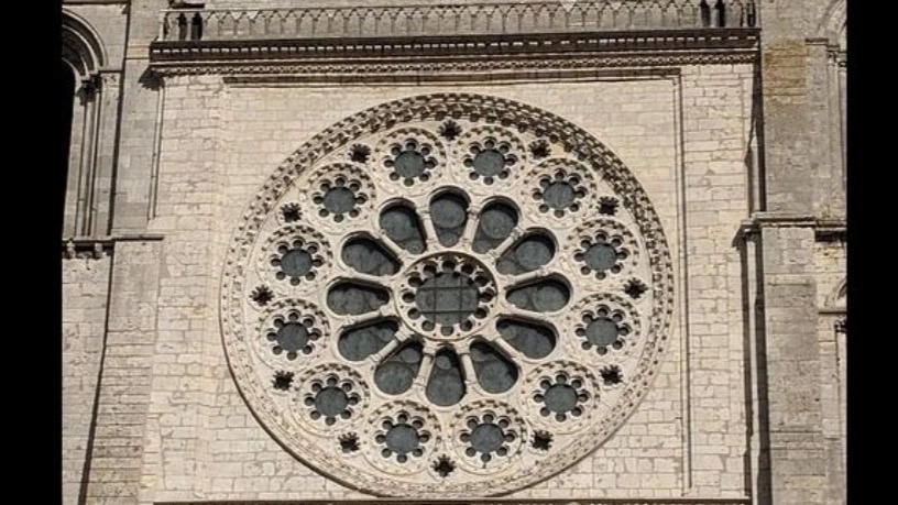 معماری گوتیک وآشنایی با شاخصههای سبک