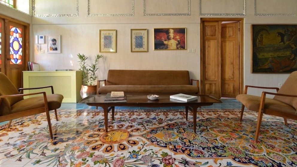 - الإلمام بأنماط الديكور الداخلي المختلفة