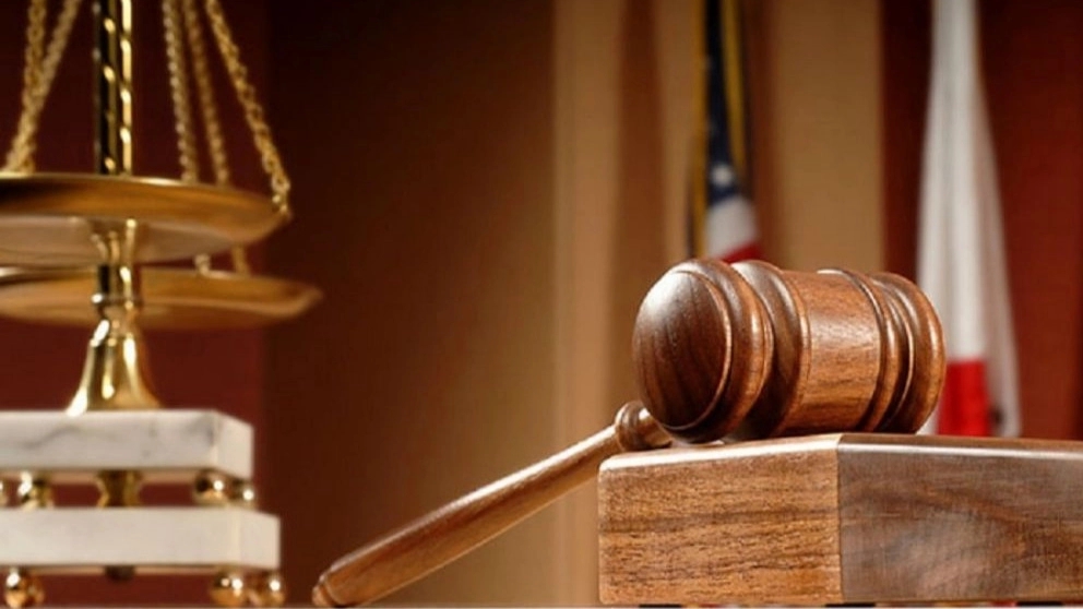 Duties of the basic lawyer of a court